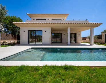 Villa for sale in Cala Llombards - 6182