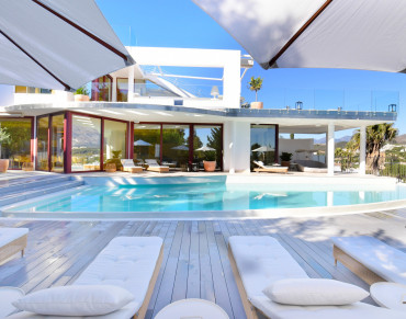 Villa for sale in Nueva Andalucia - 2993MLV