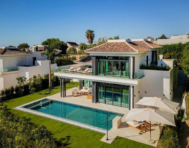 Villa for sale in Marbella Golden Mile - 5045MLV