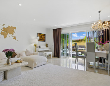 Town House for sale in Sitio de Calahonda - 5455MLTH