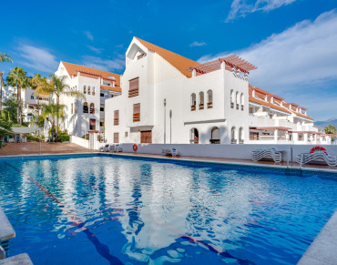 Apartment for sale in Nueva Andalucia - 5520MLA