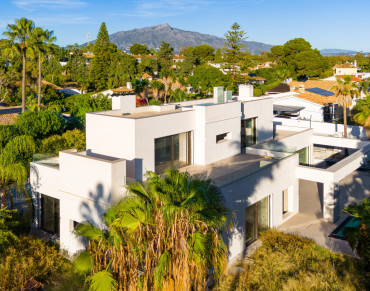 Villa for sale in Guadalmina - 5646MLV