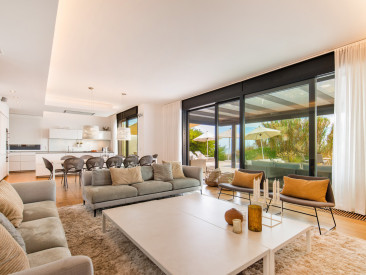Villa in Marbella — photo 3