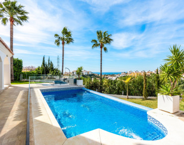 Villa for sale in Riviera del Sol - 5833MLV