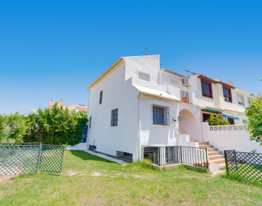 Town House for sale in Estepona East - 5856MLTH