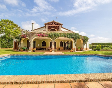 Villa for sale in San Roque - SLADV-RV-320