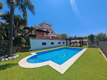 Villa in Marbella — photo 2