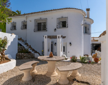 Villa for sale in Cansalades - 4738