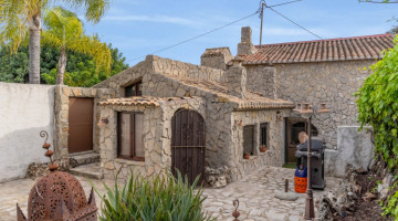 Villa for sale in Adsubia, Xàbia €795.000 — photo 3 of 42