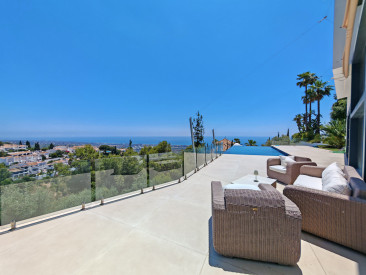 Villa in Marbella — photo 2
