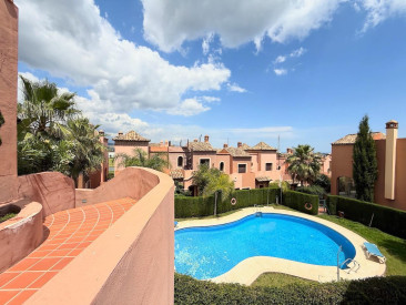 Town House in Estepona — photo 2