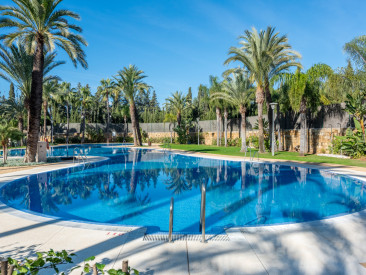 Apartment in Marbella — photo 2