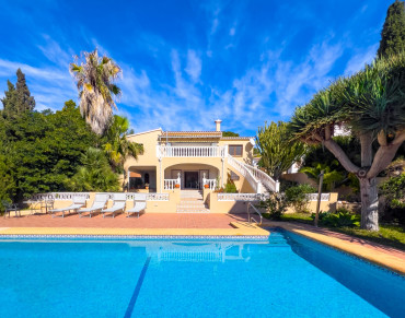 Villa for sale in Moraira - 12629DR