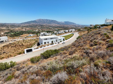 Plot / Land in La Cala Golf — photo 4