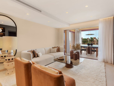 Apartment in Estepona — photo 3