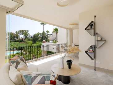 Apartment in Estepona — photo 3