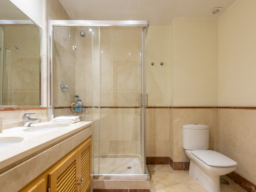 Apartment in Marbella — photo 4