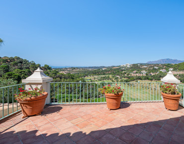 Villa for sale in Marbella Club Golf Resort - JUST-V2315