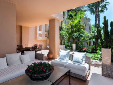 Apartment in Marbella — photo 4