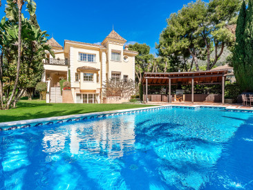 Villa in Marbella — photo 2