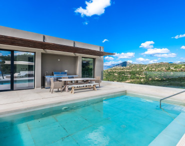 Villa for sale in Los Arqueros - W-02VOHD