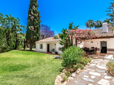 Villa in Marbella — photo 2