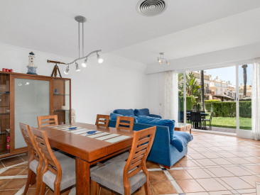 Town House in Marbella — photo 3
