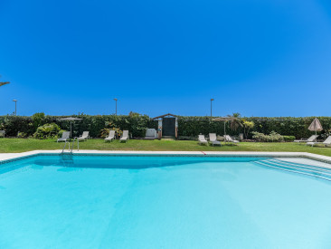 Apartment in Marbella — photo 4