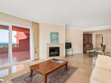 Apartment in Marbella — photo 4