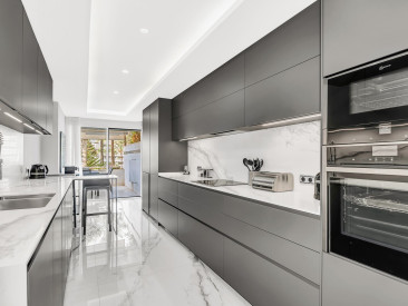 Apartment in Marbella — photo 5