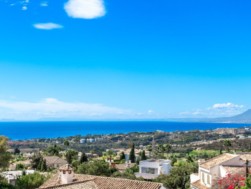 Villa in Marbella — photo 3