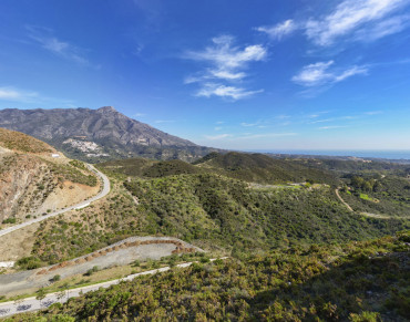 Land for sale in La Quinta - W-02XCUH