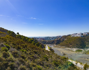 Land for sale in La Quinta - W-02VZBF