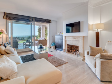 Apartment in Marbella — photo 3