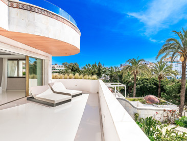 Apartment in Marbella — photo 2