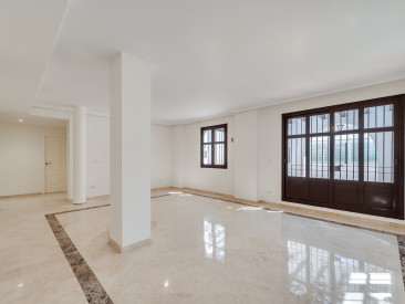 Apartment in Marbella — photo 5