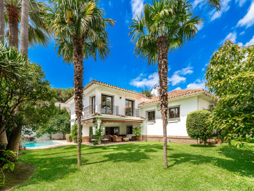 Villa in Marbella — photo 2