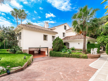 Villa in Marbella — photo 3