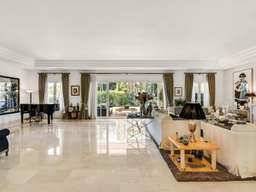 Villa in Marbella — photo 6