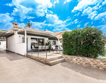 Villa for sale in Marbella East - W-02XC0U