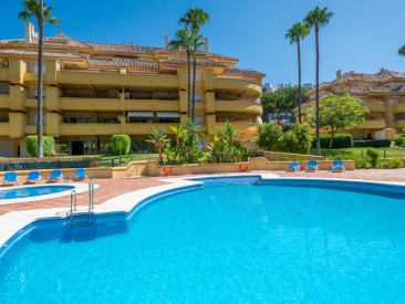 Apartment in Marbella — photo 2