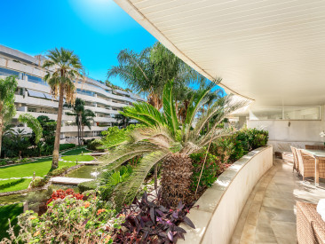 Apartment in Marbella — photo 2