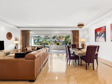 Apartment in Marbella — photo 3