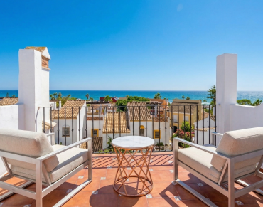 Town House for sale in Marbella East - W-046DZ4