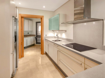 Apartment in Marbella — photo 5