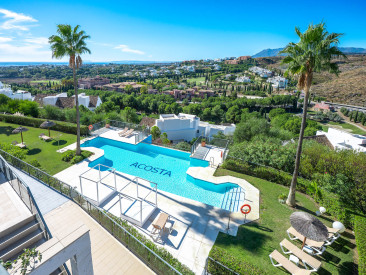 Apartment in Benahavis — photo 2