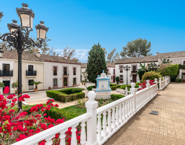 Town House for sale in Guadalmina Baja - W-047W2P