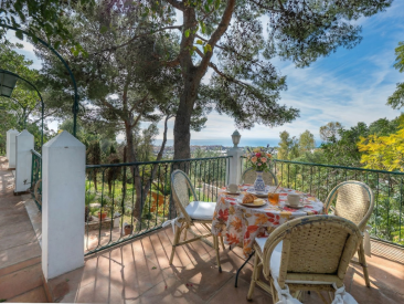 Villa in Marbella — photo 2