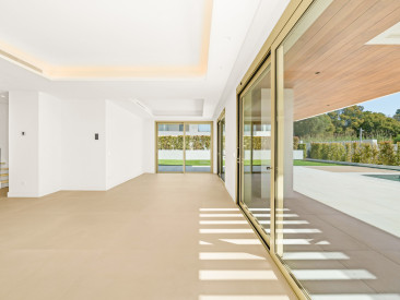 Apartment in Marbella — photo 4