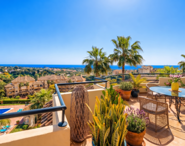 Penthouse for sale in Marbella East - W-02YN11